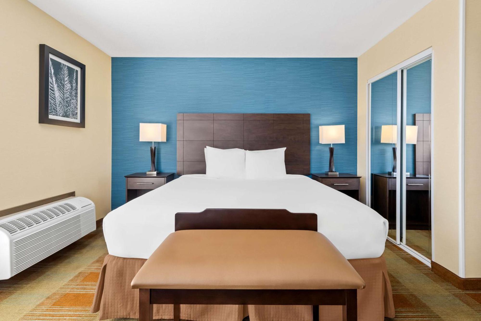 Best Western Date Tree Hotel Индиоу Екстериор снимка