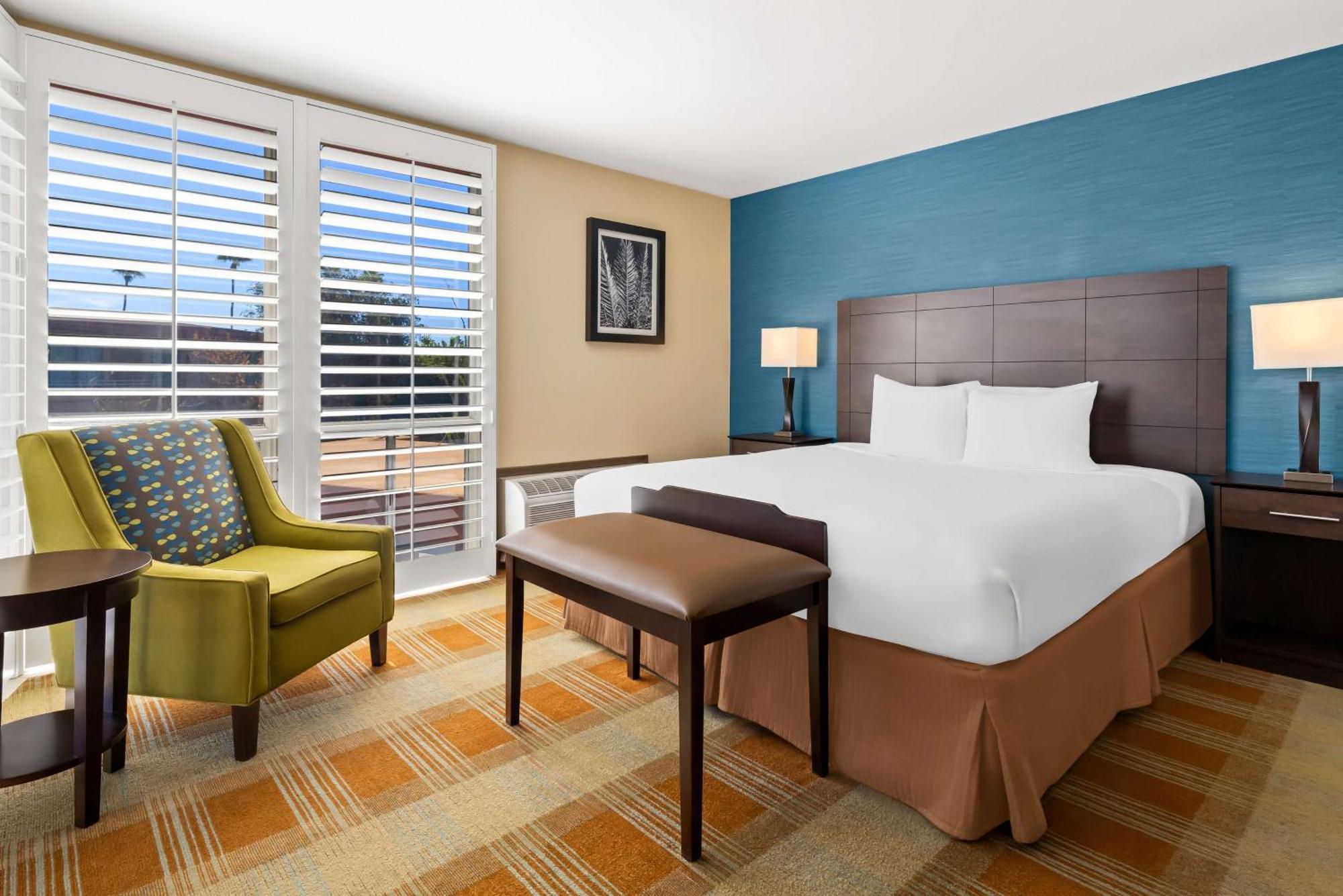 Best Western Date Tree Hotel Индиоу Екстериор снимка